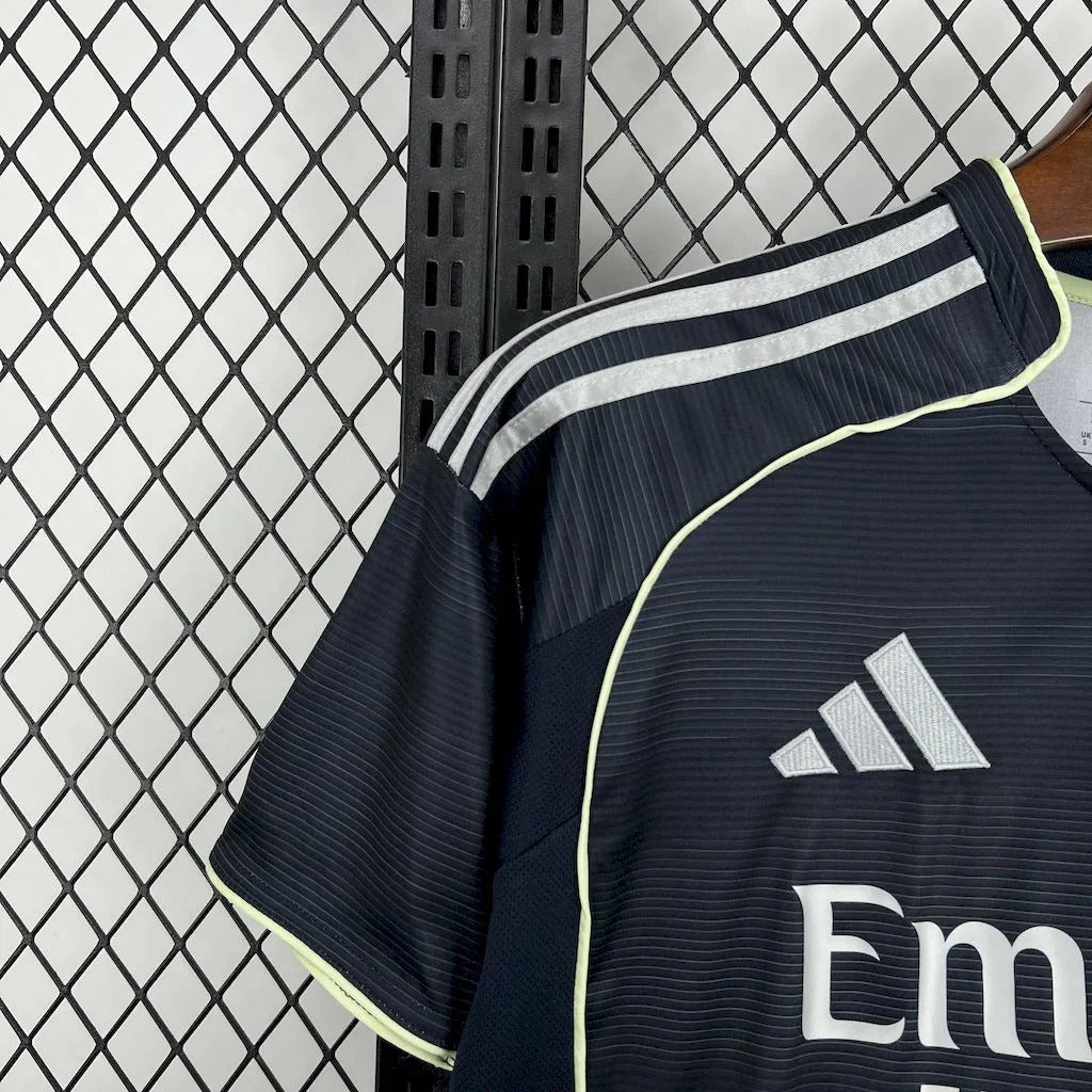 Real Madrid 2025/26 - Maillot Extérieur | Football Place