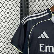 Real Madrid 2025/26 - Maillot Extérieur | Football Place