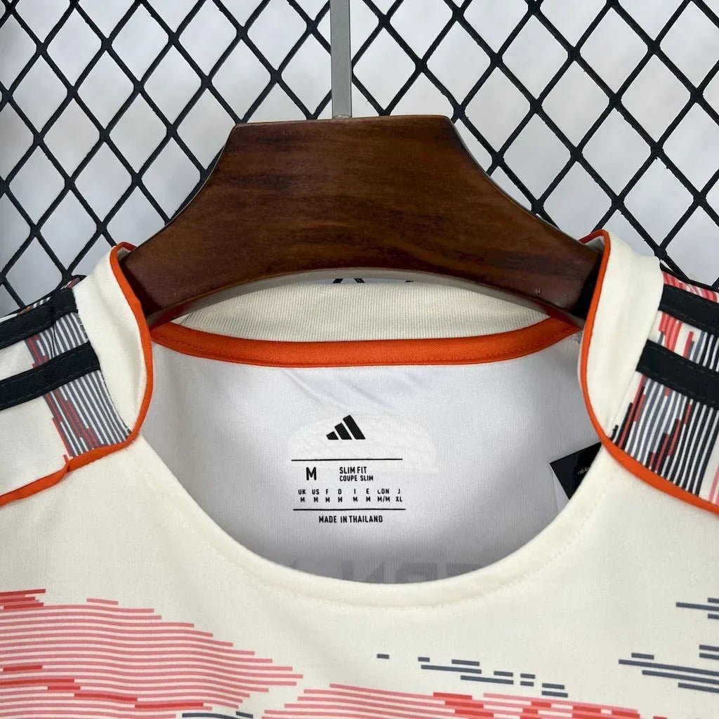 Bayern Munich 2025/26 - Maillot Extérieur | Football Place
