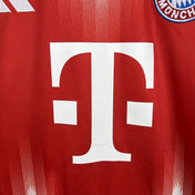 Bayern Munich 2025/26 - Maillot Domicile | Football Place