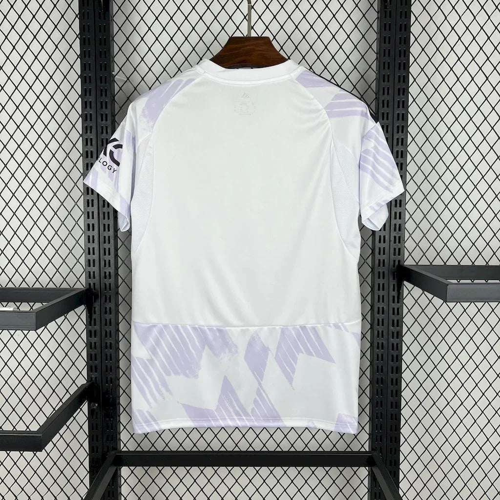 Manchester United 2025/26 - Maillot Extérieur | Football Place
