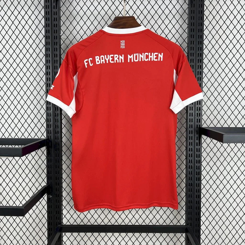 Bayern Munich 2025/26 - Maillot Domicile | Football Place