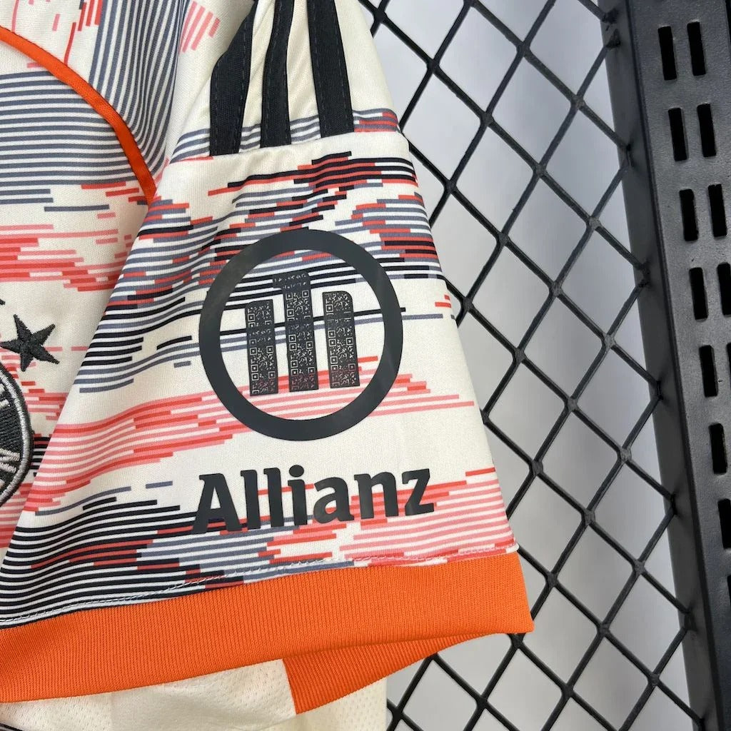 Bayern Munich 2025/26 - Maillot Extérieur | Football Place
